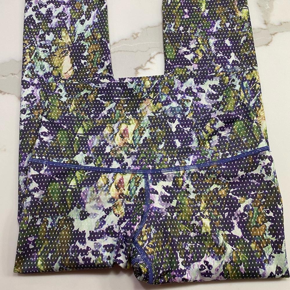 Lululemon Wunder Under Crop Ii (Roll Down) - image 5